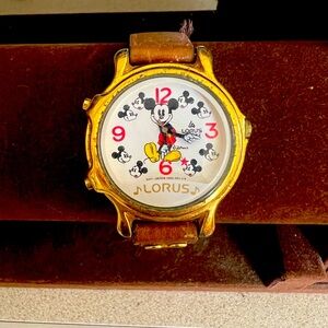 Vintage Lorus Seiko - Mickey Mouse Musical Watctch. Plays 2 Musical Tunes